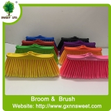 2026 Floor Cleaning Plastic Escobas Wholesale Broom Brushes with Wooden Broomstick mango De Escobas