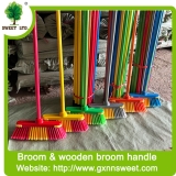 Household Cleaning Escobas Dustpan and Broom Set Floor Plastic Soft Broom With Wooden Sticks